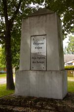 Miniatura zdjęcia: Pomnik w Sękowicach